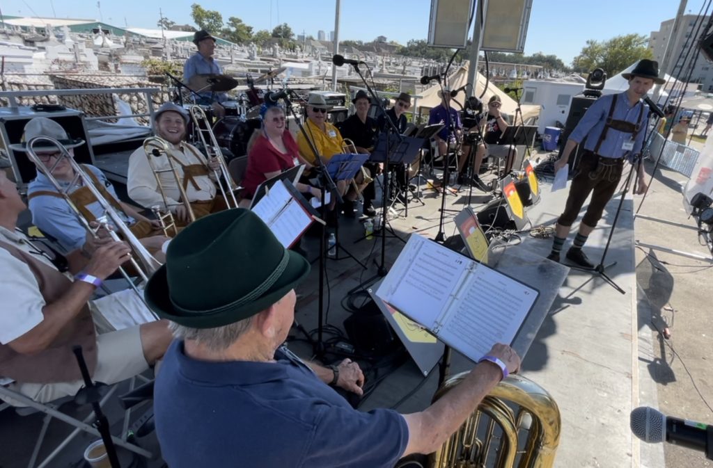 Bier Musikanten at Oktoberfest 2022